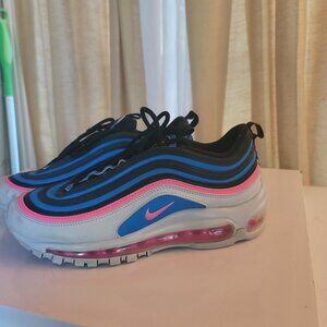 Air Max Size 6
